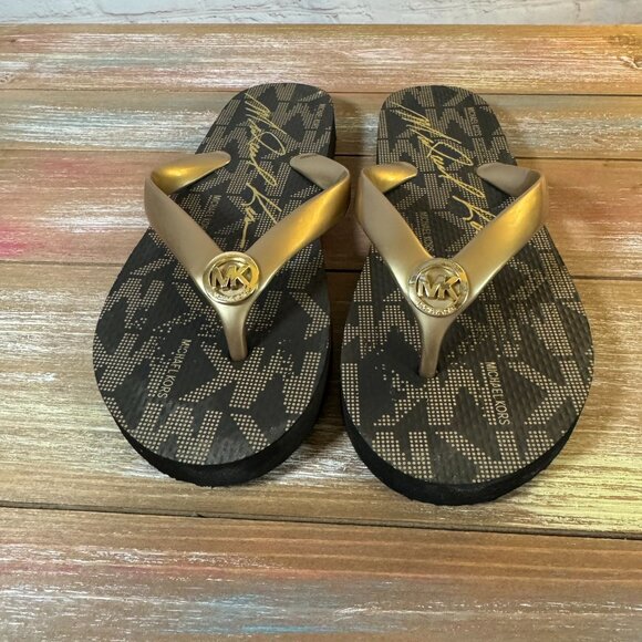 Women's Michael Kors Jet Set Signature Flip Flops Brown/Gold Logo Size 6 - Picture 2 of 12